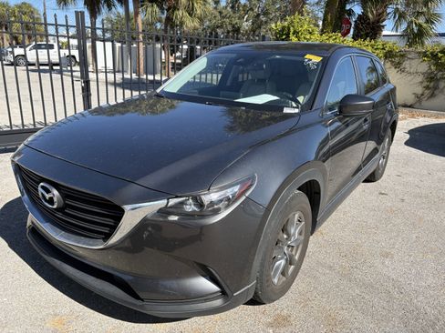 Used 2018 MAZDA CX-9 Sport image 3