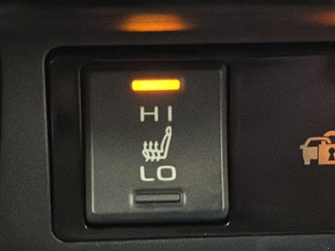 Used 2024 Toyota RAV4 XLE Premium w/ Weather Package AWD/4WD image 32