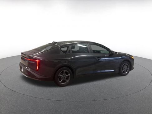 Used 2025 Kia K4 LXS image 14