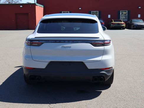 Used 2023 Porsche Cayenne Platinum Edition AWD/4WD image 6