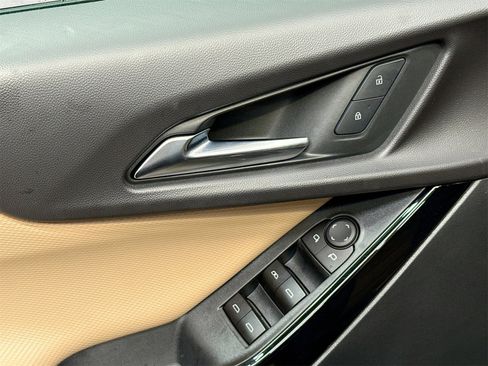 New 2025 Chevrolet Equinox ACTIV image 18