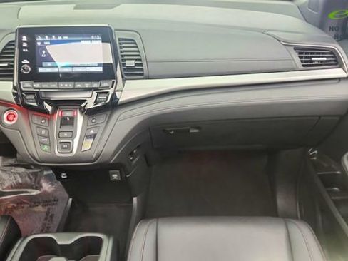 Used 2023 Honda Odyssey Sport image 42