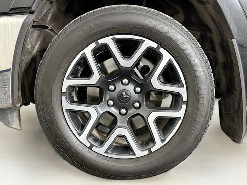 Used 2025 RAM 1500 Laramie image 11