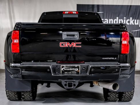 Used 2018 GMC Sierra 3500 Denali w/ Duramax Plus Package AWD/4WD image 9
