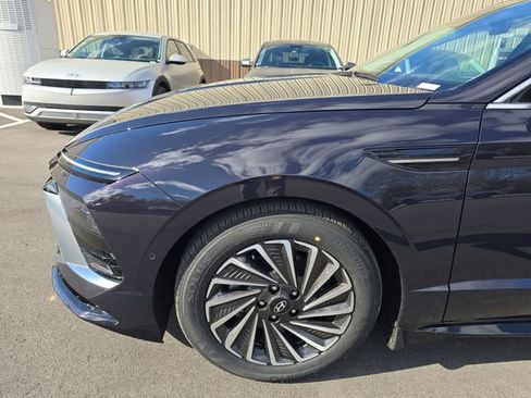 New 2025 Hyundai Sonata Limited image 10