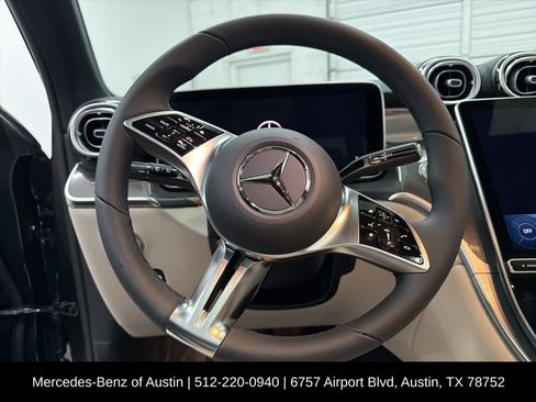 Used 2026 Mercedes-Benz GLC 300 image 16