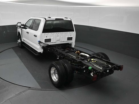 New 2026 Ford F350 XLT AWD/4WD image 24