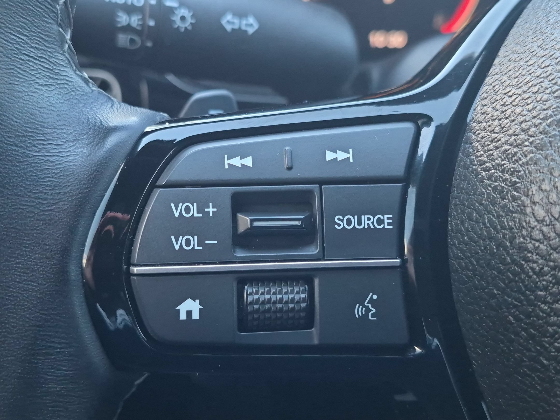 Used 2025 Honda Civic Sport image 15