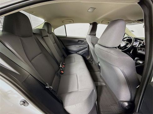 Certified 2025 Toyota Corolla LE image 28