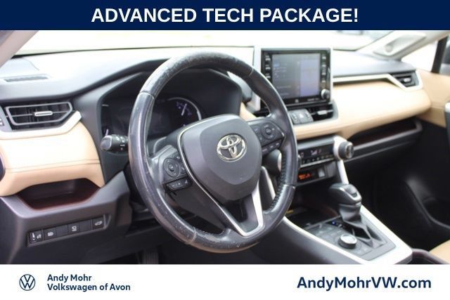Used 2019 Toyota RAV4 Limited w/ Advanced Technology Package AWD/4WD image 18