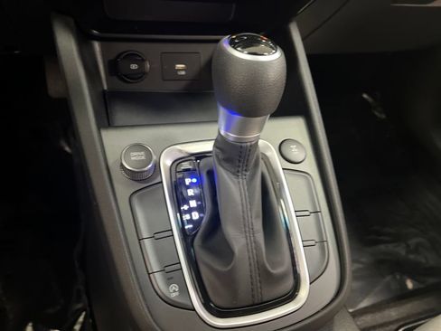 Used 2022 Hyundai Kona SEL AWD/4WD image 25