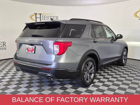 Used 2022 Ford Explorer XLT w/ Equipment Group 202A RWD image 4