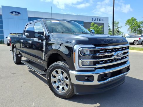 Certified 2026 Ford F250 Lariat w/ Lariat Ultimate Package AWD/4WD image 1