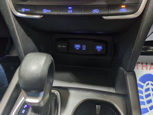 Used 2020 Hyundai Santa Fe SE FWD image 22
