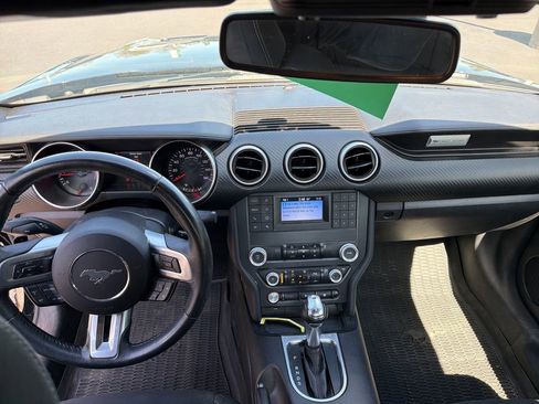 Used 2019 Ford Mustang Coupe RWD image 2