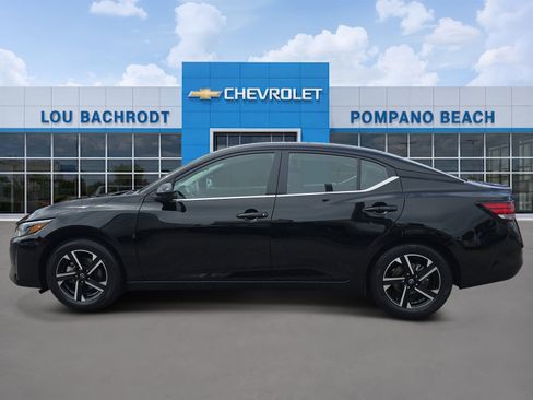 Used 2025 Nissan Sentra SV FWD image 4