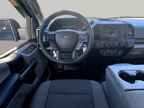 Used 2017 Ford F150 XL w/ Equipment Group 101A Mid AWD/4WD image 6