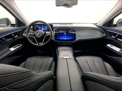 Used 2026 Mercedes-Benz E 350 Sedan image 18