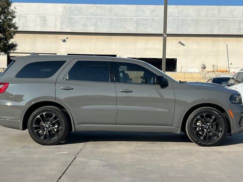 Used 2022 Dodge Durango GT w/ Blacktop Package image 9