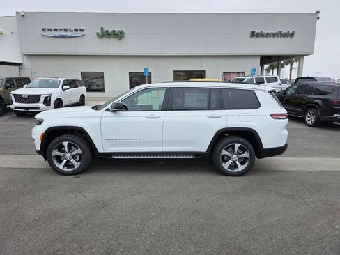 New 2025 Jeep Grand Cherokee L Limited image 4