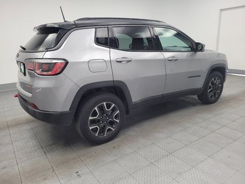 Used 2019 Jeep Compass Trailhawk AWD/4WD image 9