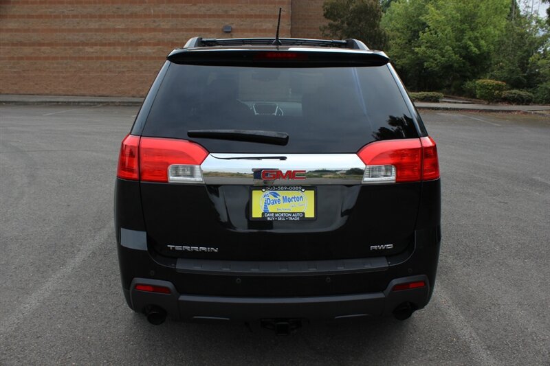 Used 2014 GMC Terrain SLT w/ Chrome Appearance Package AWD/4WD image 8