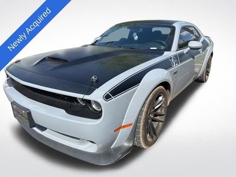 Used 2022 Dodge Challenger R/T Scat Pack RWD image 1