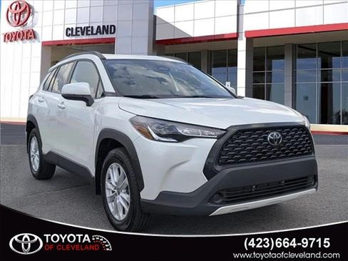 Used 2024 Toyota Corolla Cross LE AWD/4WD image 1