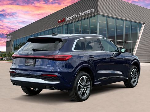 Certified 2025 Audi Q5 Premium w/ Convenience Package AWD/4WD image 7