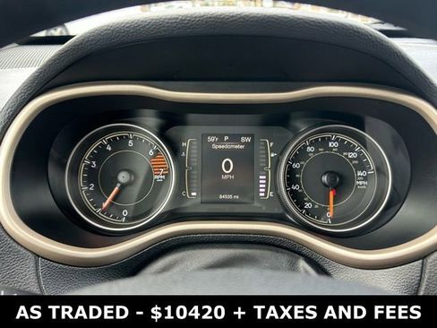 Used 2017 Jeep Cherokee Sport image 18