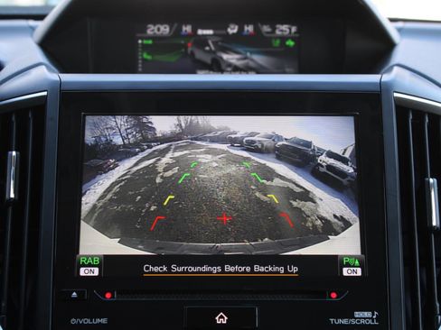 Used 2021 Subaru Forester Limited image 16