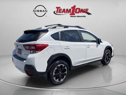 Used 2021 Subaru Crosstrek 2.0i Premium w/ Moonroof Package AWD/4WD image 8