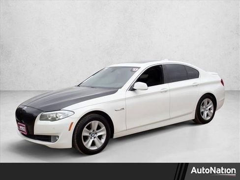 Used 2013 BMW 528i xDrive Sedan AWD/4WD image 1