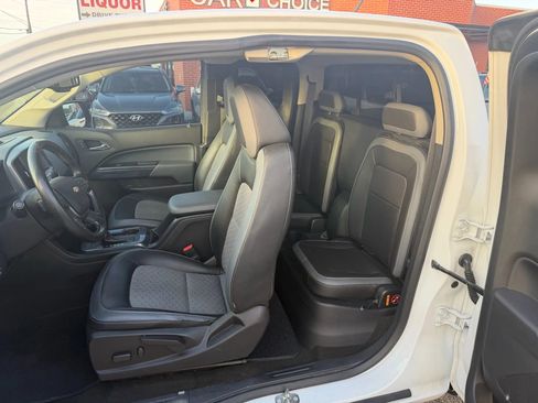 Used 2016 Chevrolet Colorado Z71 AWD/4WD image 11