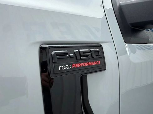 Used 2022 Ford F150 XLT w/ Equipment Group 302A High RWD image 6