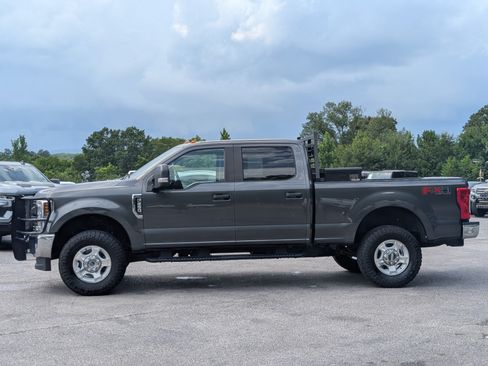 Used 2018 Ford F250 XL w/ Power Equipment Group AWD/4WD image 6