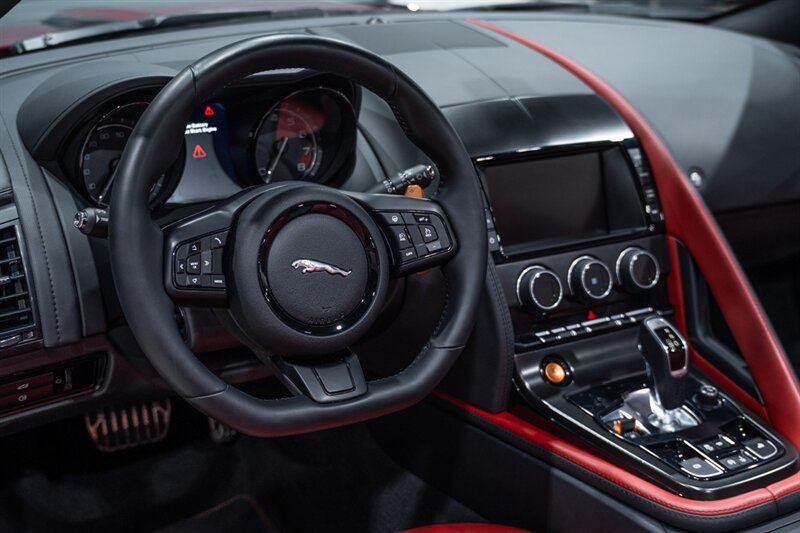 Used 2015 Jaguar F-TYPE S RWD image 51