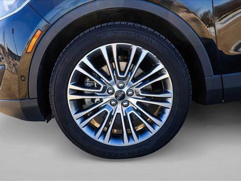 Used 2016 Lincoln MKX Reserve w/ Technology Package image 9