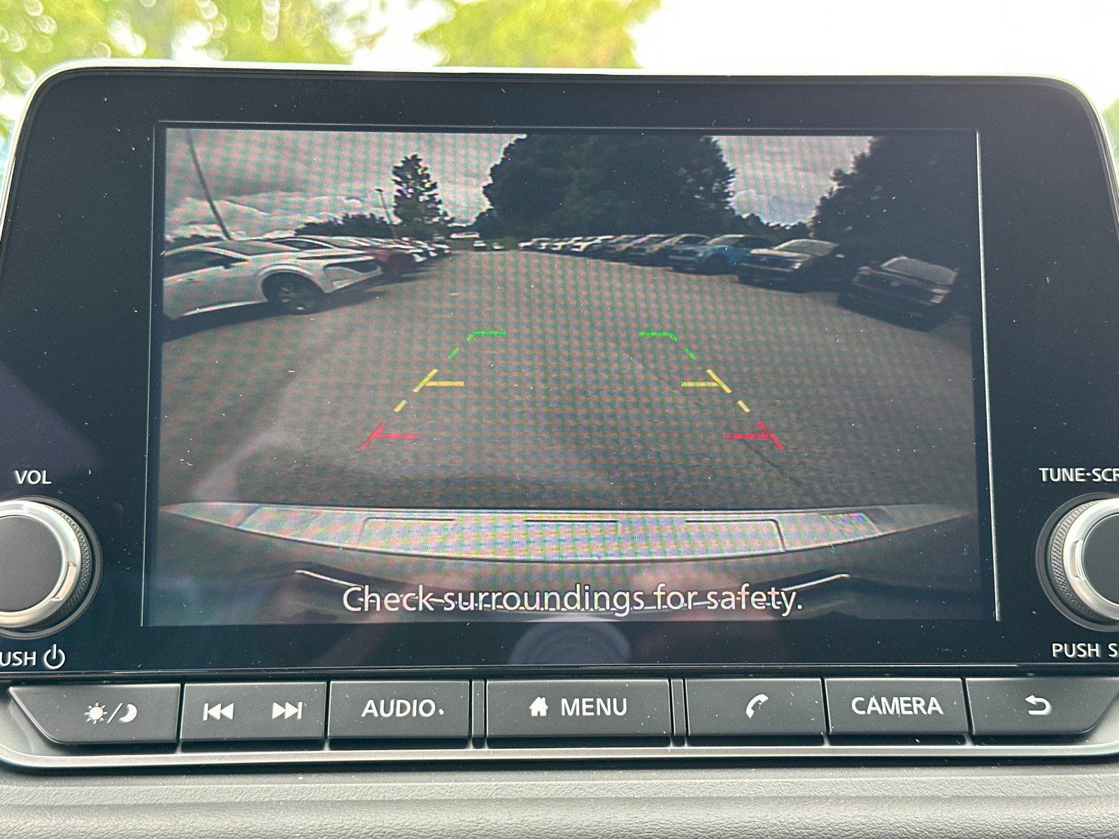Used 2025 Nissan Rogue SV FWD image 31