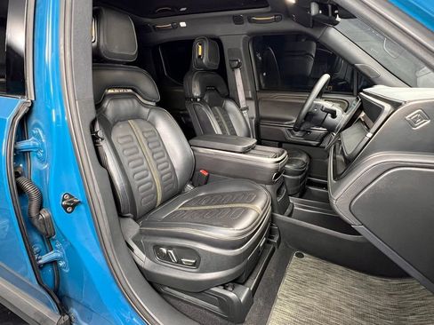 Used 2025 Rivian R1T Adventure AWD/4WD image 5