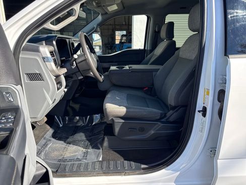 Certified 2024 Ford F350 XLT image 9