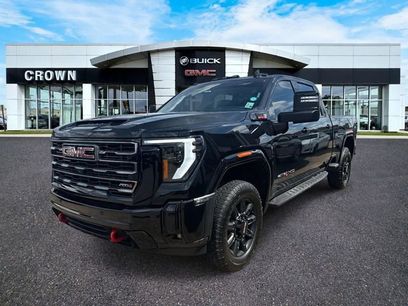 Used 2025 GMC Sierra 2500 AT4 w/ AT4 Premium Plus Package