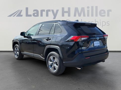 Certified 2025 Toyota RAV4 XLE image 3