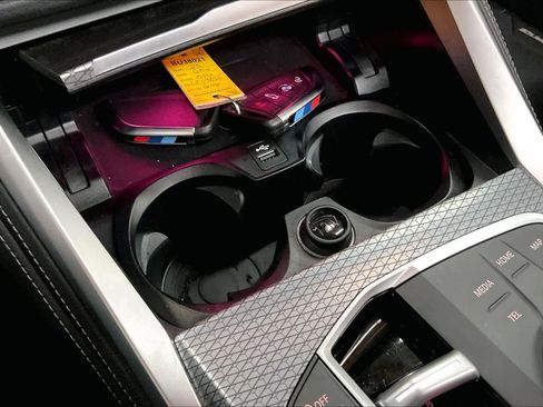 Used 2025 BMW 440i xDrive Convertible w/ Premium Package image 34