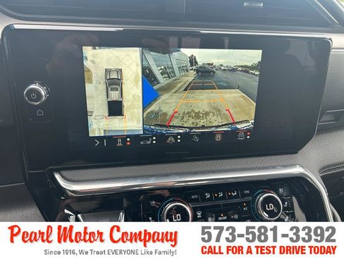 Used 2025 GMC Sierra 1500 Denali w/ Denali Reserve Package AWD/4WD image 19
