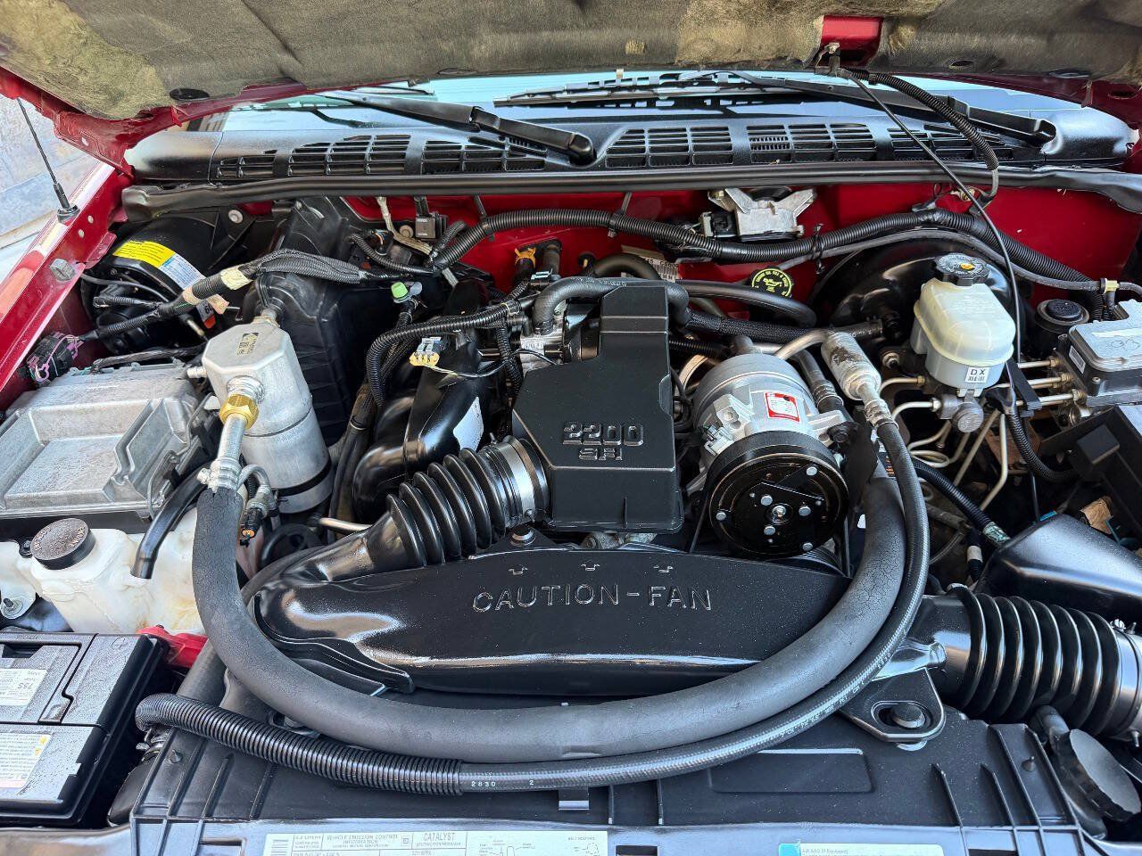 Used 2001 Chevrolet S10 Pickup LS w/ Preferred Equipment Group RWD image 26