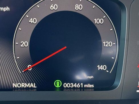 Certified 2025 Acura ADX A-Spec image 17