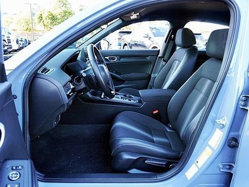 Used 2023 Honda Civic Sport image 14