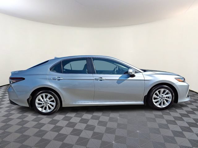 Used 2024 Toyota Camry LE w/ Convenience Package FWD image 7