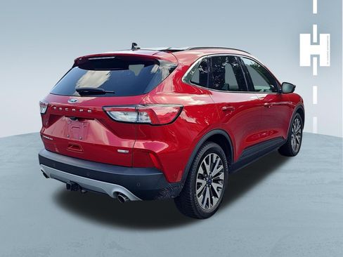Used 2020 Ford Escape Titanium AWD/4WD image 3